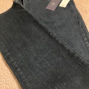 SIZE 16W  NYDJ Los Angeles Jeans NWT  Lift Tuck Stretch Slimming fit